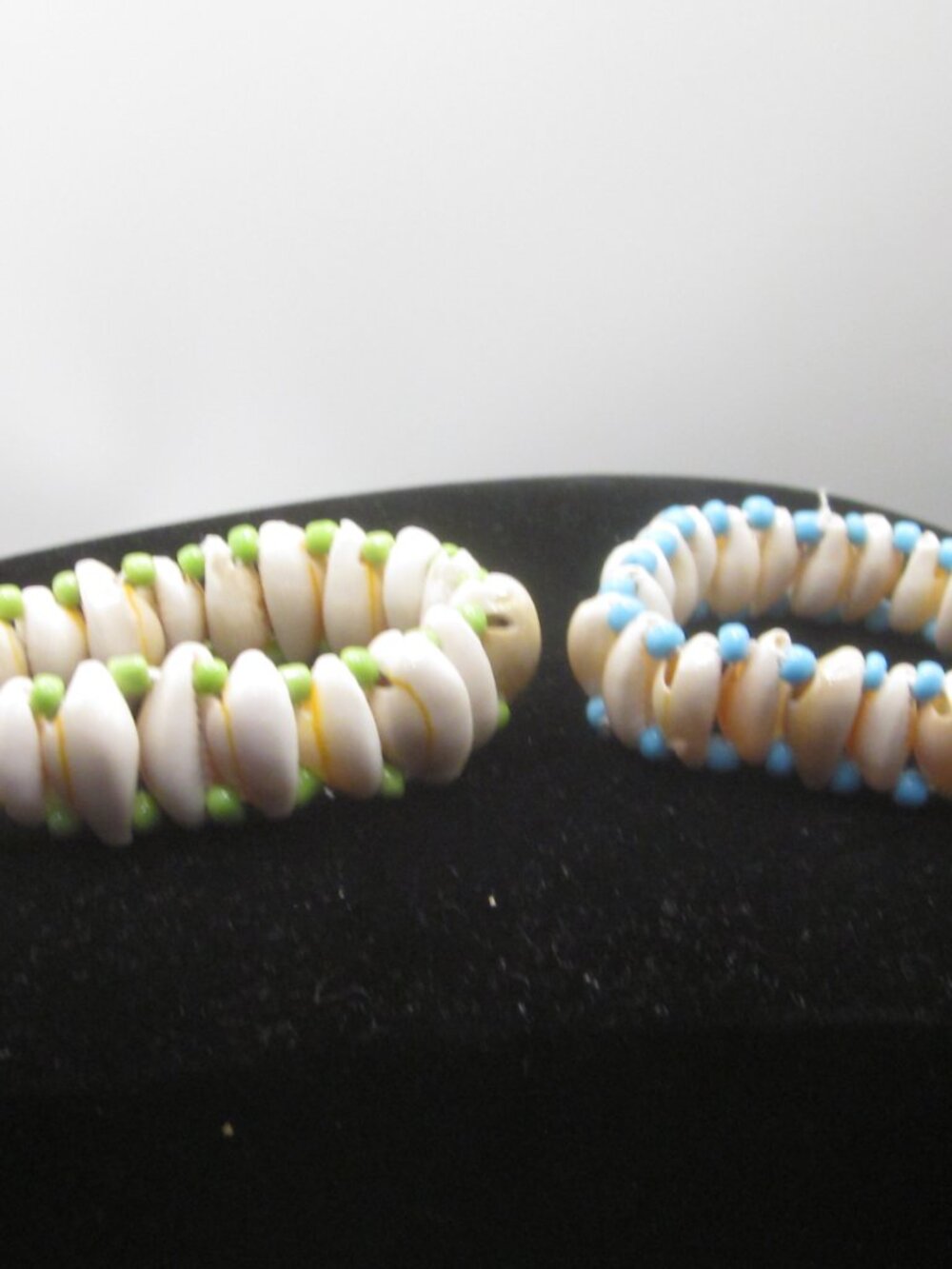 Cowrie Shell Stretch Bracelets - Picture 4 of 4